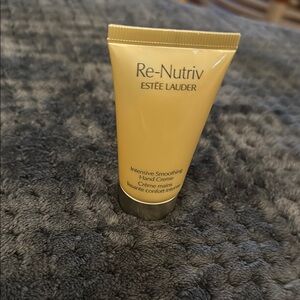 Estee Lauder Re-Nutriv Hand Creme